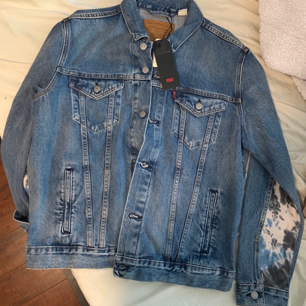 Levi’s Oversized RARE NWT Jean Jacket Tie Dye
